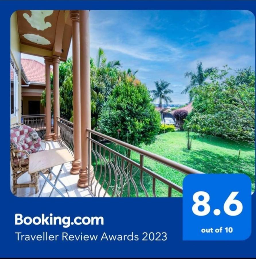Airport Side Hotel عنتيبي المظهر الخارجي الصورة